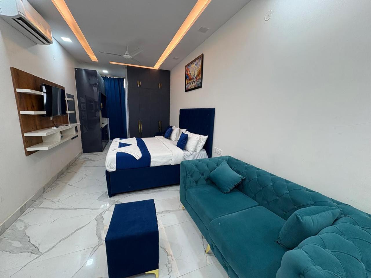 Pacific Inn Eco Central Gurgaon Eksteriør billede
