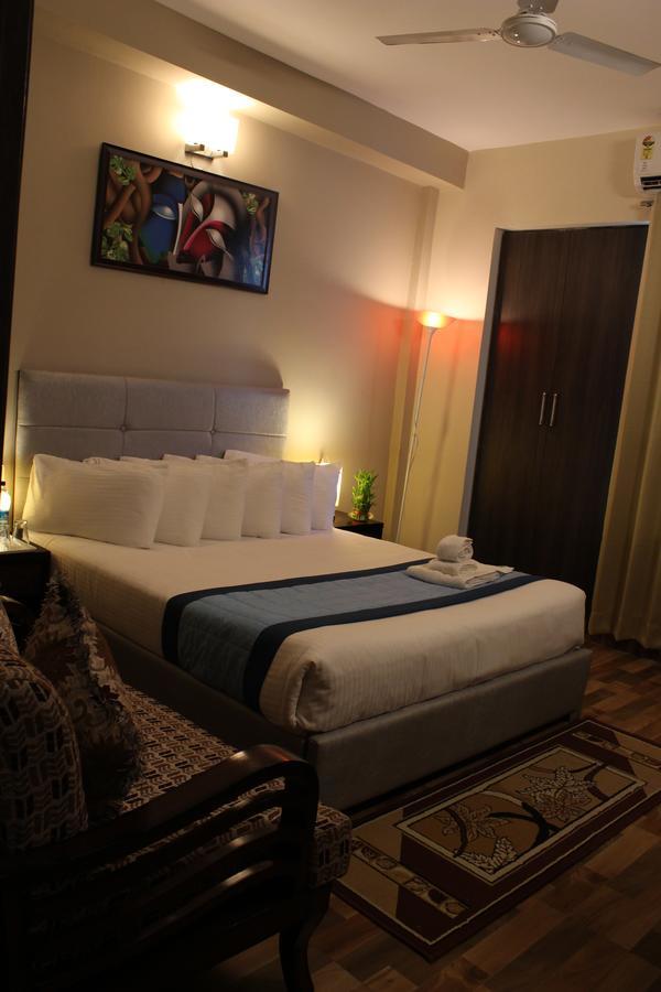 Pacific Inn Eco Central Gurgaon Eksteriør billede